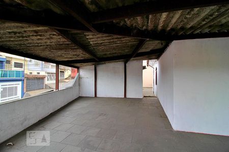 Sacada de casa à venda com 3 quartos, 150m² em Vila Eldizia, Santo André