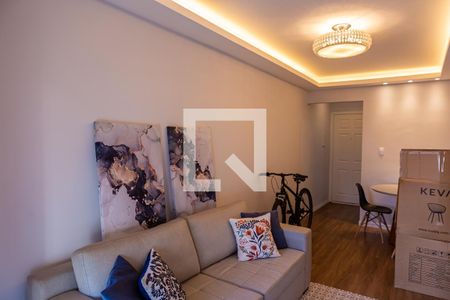 Sala de apartamento à venda com 2 quartos, 56m² em Jardim Belém, São Paulo