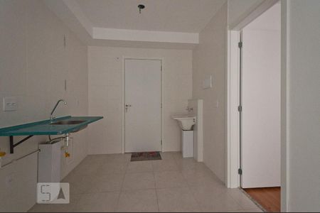 Sala/Cozinha de apartamento para alugar com 1 quarto, 27m² em Vila Penteado, São Paulo