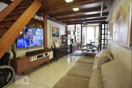 Sala de casa de condomínio à venda com 4 quartos, 160m² em Freguesia (jacarepaguá), Rio de Janeiro