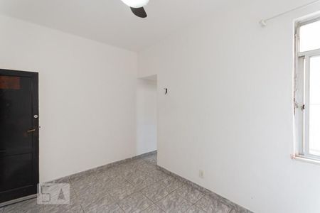 Sala de apartamento para alugar com 1 quarto, 32m² em São Cristóvão, Rio de Janeiro