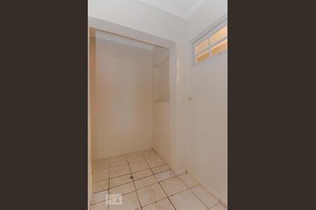 Quarto de Serviço de casa para alugar com 1 quarto, 100m² em Jardim Aliança, Guarulhos