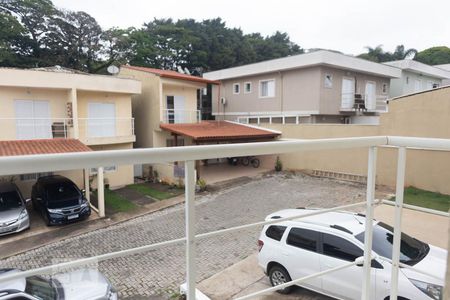 Quarto 1 - sacada de casa de condomínio para alugar com 2 quartos, 53m² em Chácara Canta Galo, Cotia