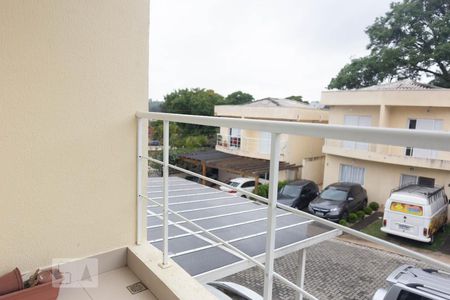 Quarto 1 - sacada de casa de condomínio para alugar com 2 quartos, 53m² em Chácara Canta Galo, Cotia