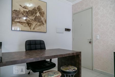 Sala de apartamento para alugar com 2 quartos, 48m² em Jardim Flor da Montanha, Guarulhos