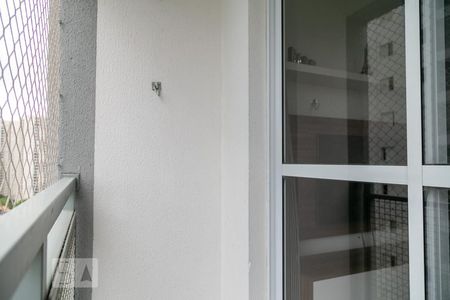 Varanda de apartamento para alugar com 2 quartos, 48m² em Jardim Flor da Montanha, Guarulhos