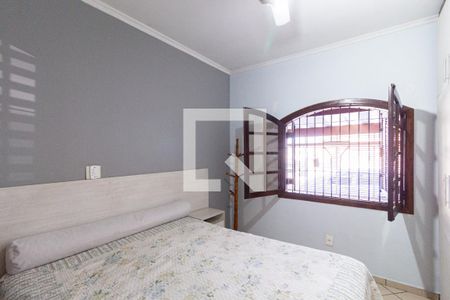 Suíte 2 de casa à venda com 3 quartos, 220m² em Piratininga, Osasco