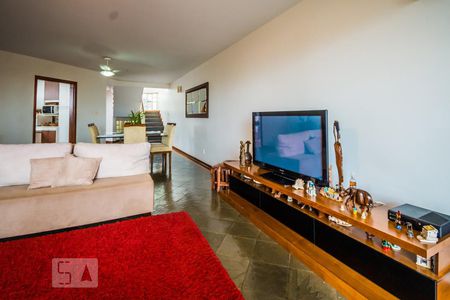 Sala de casa para alugar com 4 quartos, 240m² em Jardim Guanabara, Campinas