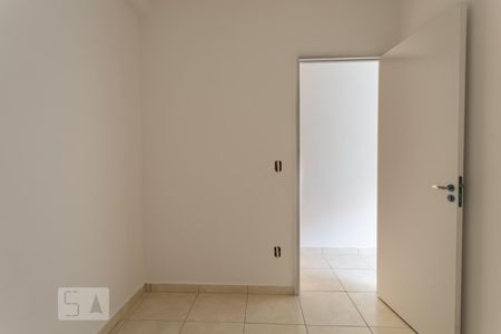 Quarto de apartamento à venda com 1 quarto, 40m² em Sítio Pinheirinho, São Paulo