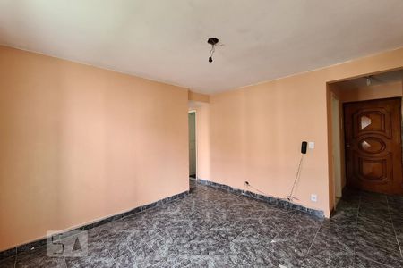 Sala de apartamento para alugar com 2 quartos, 60m² em Inhauma, Rio de Janeiro