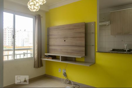 Sala de Estar de apartamento à venda com 2 quartos, 50m² em Vila Emir, São Paulo