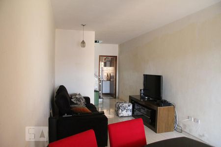 Sala de casa à venda com 3 quartos, 88m² em Vila Ivg, São Paulo