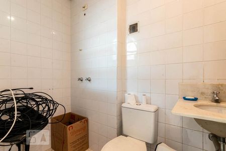 Casa à venda com 150m², 3 quartos e 1 vaga Casa à venda com 150m², 3 quartos e 1 vagaBanheiro de serviço