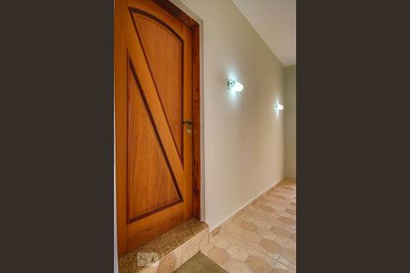 Casa à venda com 150m², 3 quartos e 1 vaga Casa à venda com 150m², 3 quartos e 1 vagaHall de entrada