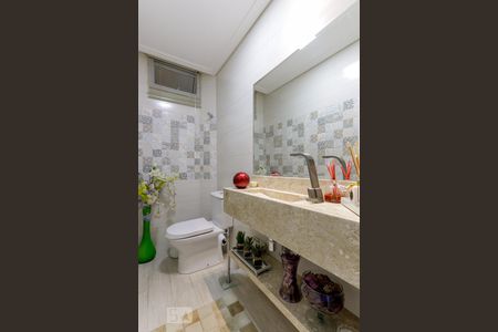 Lavabo de casa à venda com 3 quartos, 240m² em Vila Gustavo , São Paulo