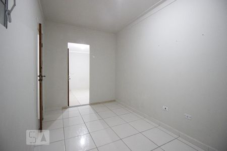 Quarto de casa para alugar com 1 quarto, 45m² em Conjunto Residencial José Bonifácio, São Paulo