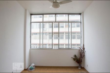 Sala de apartamento para alugar com 1 quarto, 46m² em Centro, Rio de Janeiro