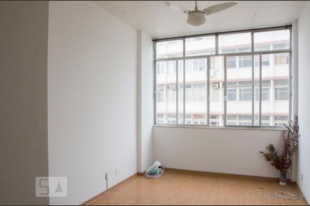 Sala de apartamento para alugar com 1 quarto, 46m² em Centro, Rio de Janeiro