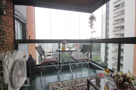 Varanda de apartamento para alugar com 3 quartos, 160m² em Vila Andrade, São Paulo