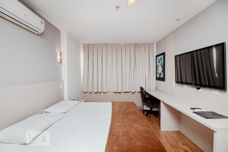 Dormitório de kitnet/studio para alugar com 1 quarto, 41m² em Petrópolis, Porto Alegre