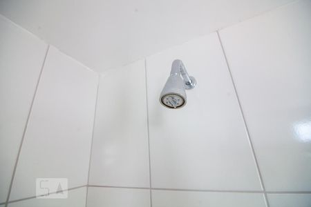 Detalhe Chuveiro de kitnet/studio para alugar com 1 quarto, 41m² em Petrópolis, Porto Alegre