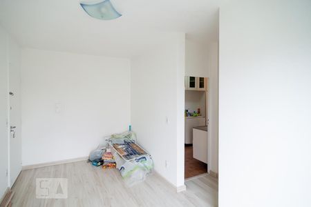 Sala de apartamento para alugar com 2 quartos, 55m² em Vila Inglesa, São Paulo