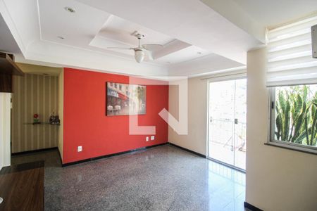 Sala de apartamento para alugar com 2 quartos, 90m² em Caonze, Nova Iguaçu