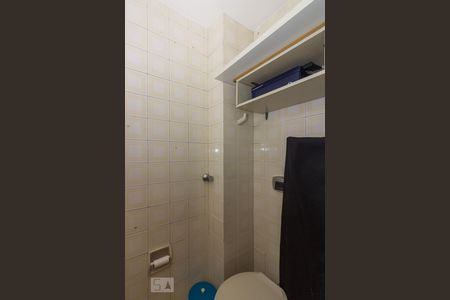 Lavabo de apartamento à venda com 2 quartos, 75m² em Boa Vista, Porto Alegre
