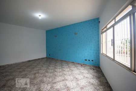 Casa à venda com 199m², 3 quartos e 4 vagasSala