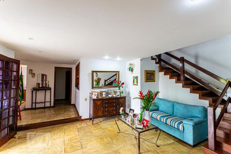 Hall de Entrada de casa à venda com 4 quartos, 570m² em São Francisco, Niterói