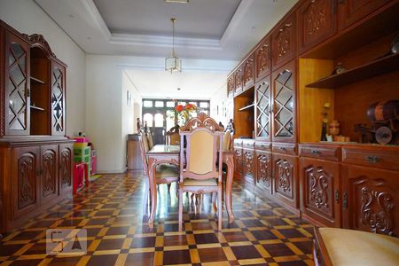 Sala de casa à venda com 3 quartos, 370m² em Floresta, Porto Alegre