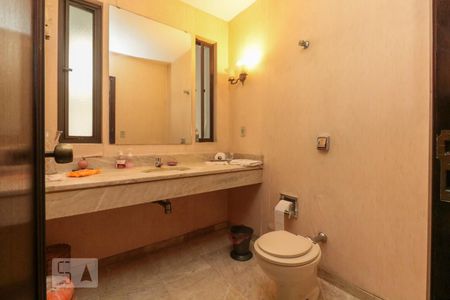 Lavabo de casa à venda com 4 quartos, 432m² em Vila Madalena, São Paulo