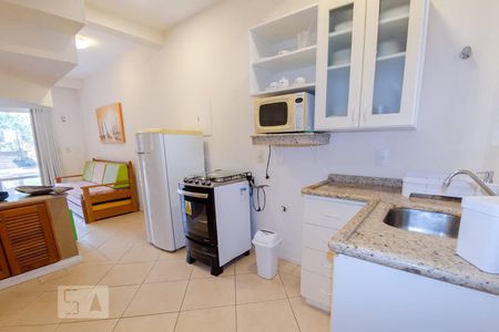 Cozinha de apartamento para alugar com 2 quartos, 100m² em Ingleses do Rio Vermelho, Florianópolis