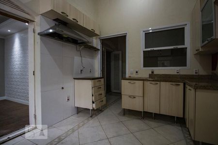 Casa à venda com 435m², 3 quartos e 6 vagas Casa à venda com 435m², 3 quartos e 6 vagasCozinha