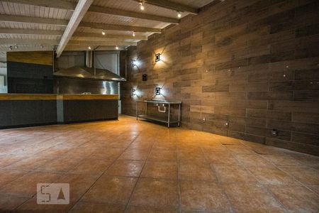 Casa à venda com 435m², 3 quartos e 6 vagas Casa à venda com 435m², 3 quartos e 6 vagasÁrea comum