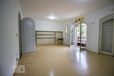 Casa à venda com 435m², 3 quartos e 6 vagas Casa à venda com 435m², 3 quartos e 6 vagasSuíte 2