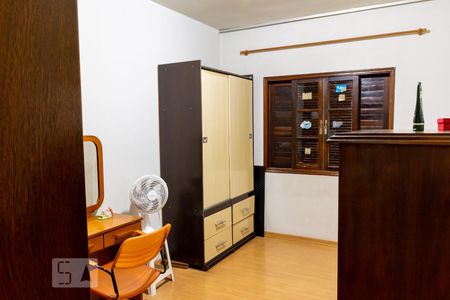 Quarto 1 de casa à venda com 3 quartos, 200m² em Vila Guaca, São Paulo