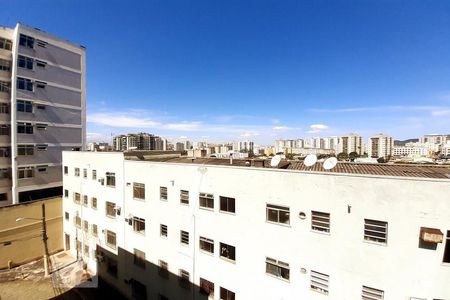 Vista de apartamento à venda com 2 quartos, 60m² em Todos Os Santos, Rio de Janeiro