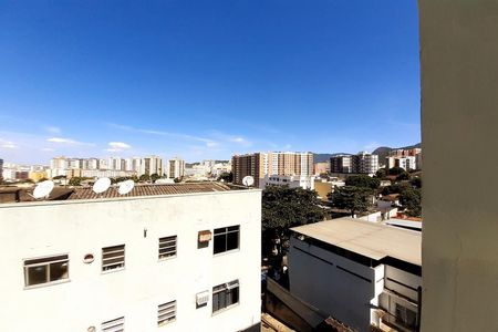 Vista de apartamento à venda com 2 quartos, 60m² em Todos Os Santos, Rio de Janeiro