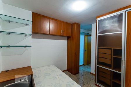 Suite de apartamento à venda com 1 quarto, 77m² em Ingá, Niterói