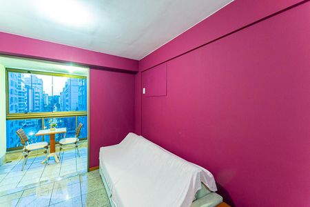 Sala de apartamento à venda com 1 quarto, 77m² em Ingá, Niterói