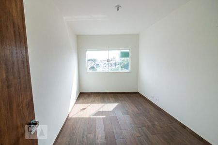 Quarto 1 de apartamento para alugar com 2 quartos, 60m² em Cidade dos Bandeirantes, São Paulo