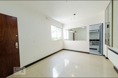 Sala de apartamento para alugar com 2 quartos, 55m² em Salgado Filho, Belo Horizonte