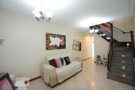 Sala de casa à venda com 3 quartos, 136m² em Irajá, Rio de Janeiro