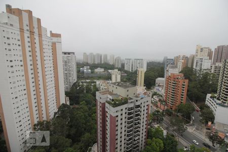 Vista da varanda de apartamento à venda com 3 quartos, 130m² em Vila Andrade, São Paulo