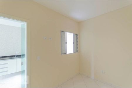 Quarto 1 de casa de condomínio para alugar com 2 quartos, 42m² em Vila Granada, São Paulo
