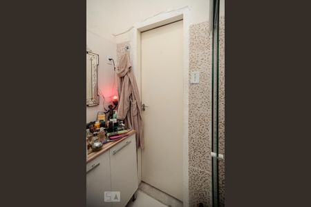 Banheiro de apartamento à venda com 1 quarto, 40m² em Cascadura, Rio de Janeiro