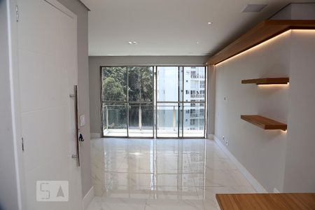 Apartamento à venda com 112m², 3 quartos e 2 vagasSala