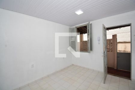 Sala/Quarto de kitnet/studio para alugar com 1 quarto, 25m² em Oswaldo Cruz, Rio de Janeiro