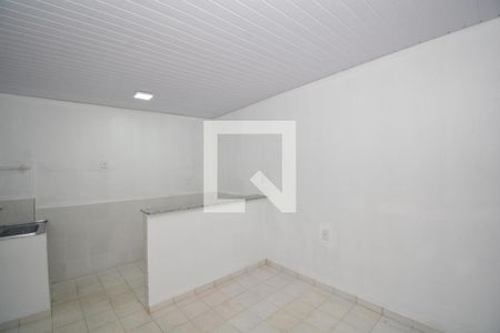 Sala/Quarto de kitnet/studio para alugar com 1 quarto, 25m² em Oswaldo Cruz, Rio de Janeiro